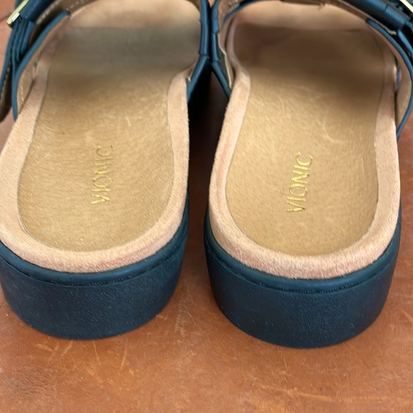 VIONIC Shoes New! - Picture 4 of 7